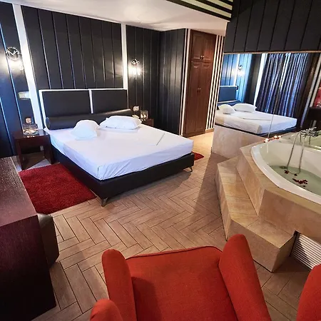 Atlantic Hotel 2*